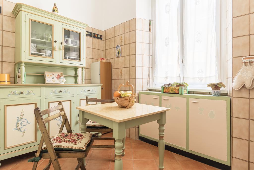 Flower'S Market Apartment - Charme Holidays Рим Екстер'єр фото