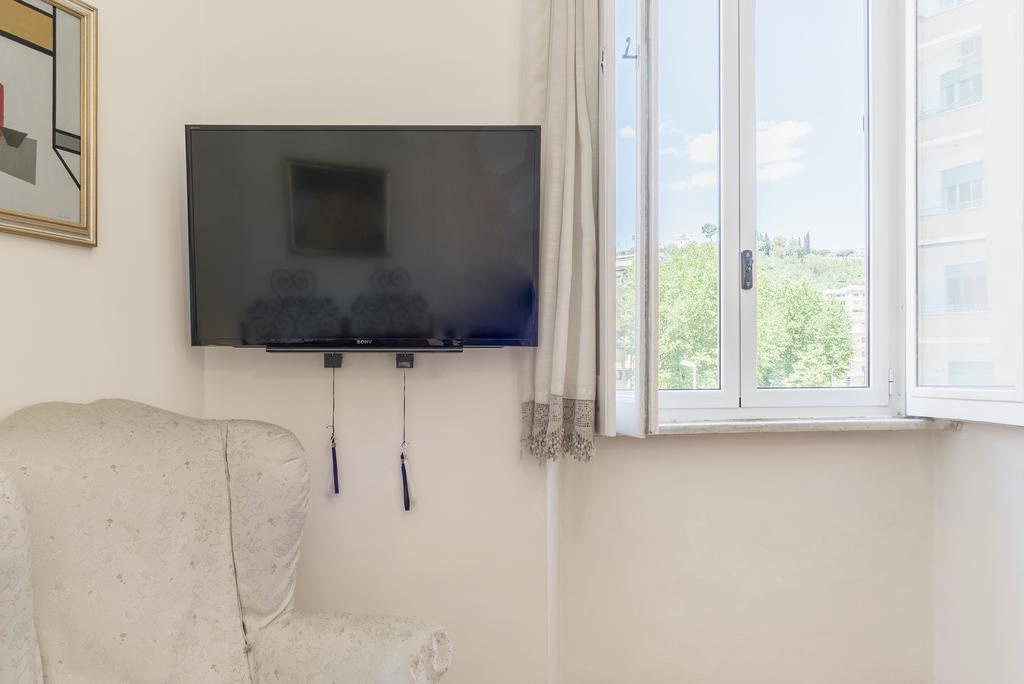 Flower'S Market Apartment - Charme Holidays Рим Екстер'єр фото